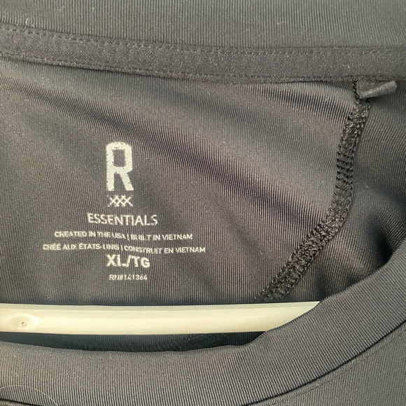 Rhone Essentials Long Sleeve Training Shirt - Black - Picture 6 of 6